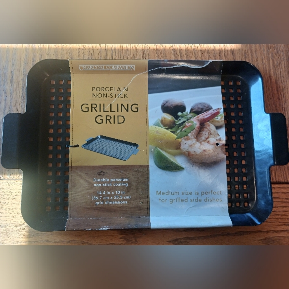Porcelain non-stick grilling grid